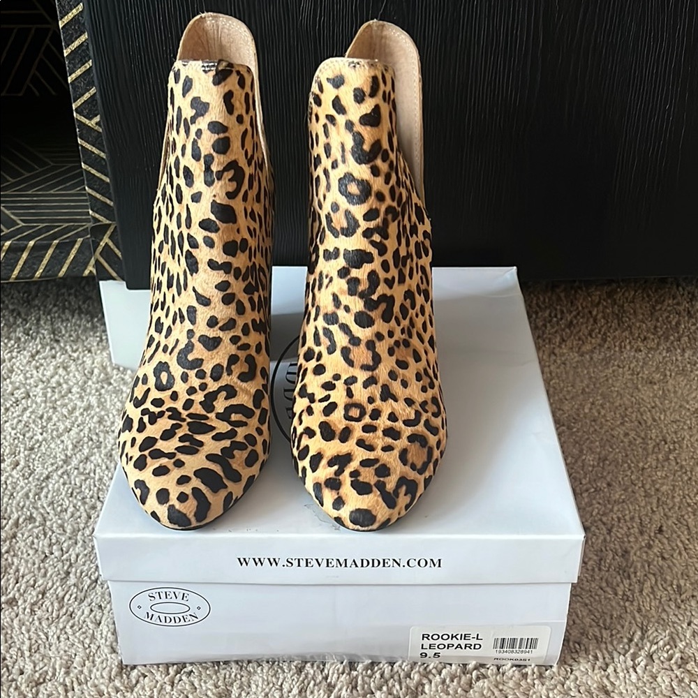 Steve Madden Leopard Print Women's Shoes (Size 9.5)